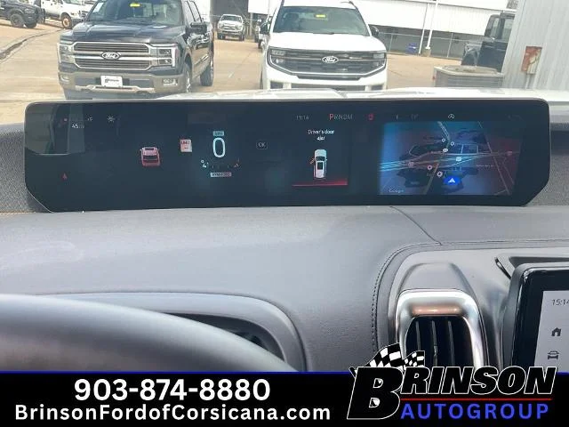 New 2027 Star White Metallic Tri-Coat Ford Tremor® image 42