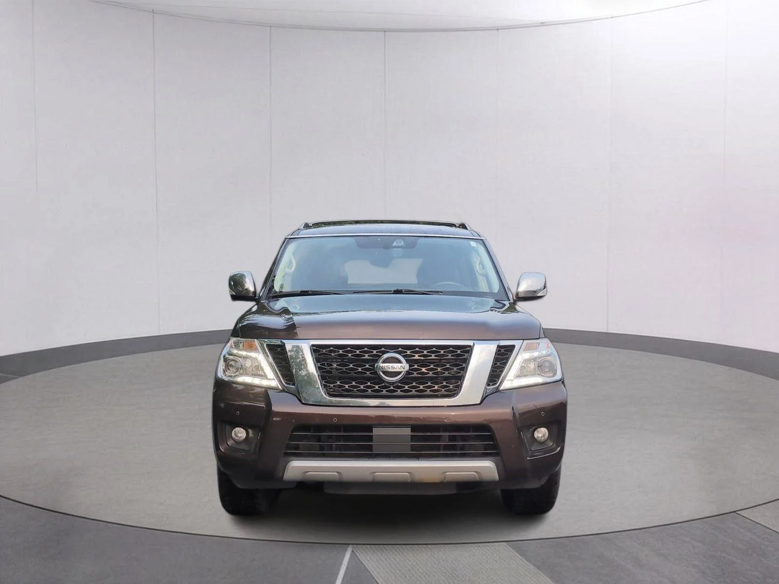 Used 2018 Mocha Almond Nissan Platinum image 10