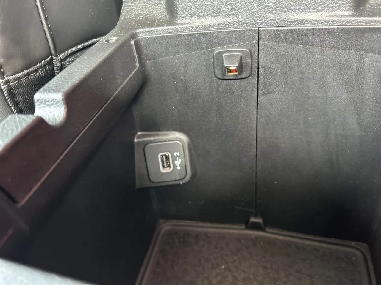 Used 2025 White Jeep Rubicon X image 17