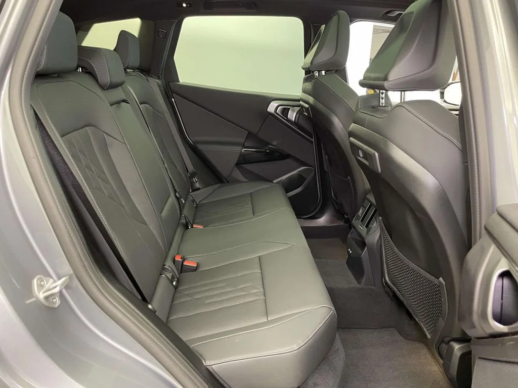2026 BMW X3 30 - Photo 20