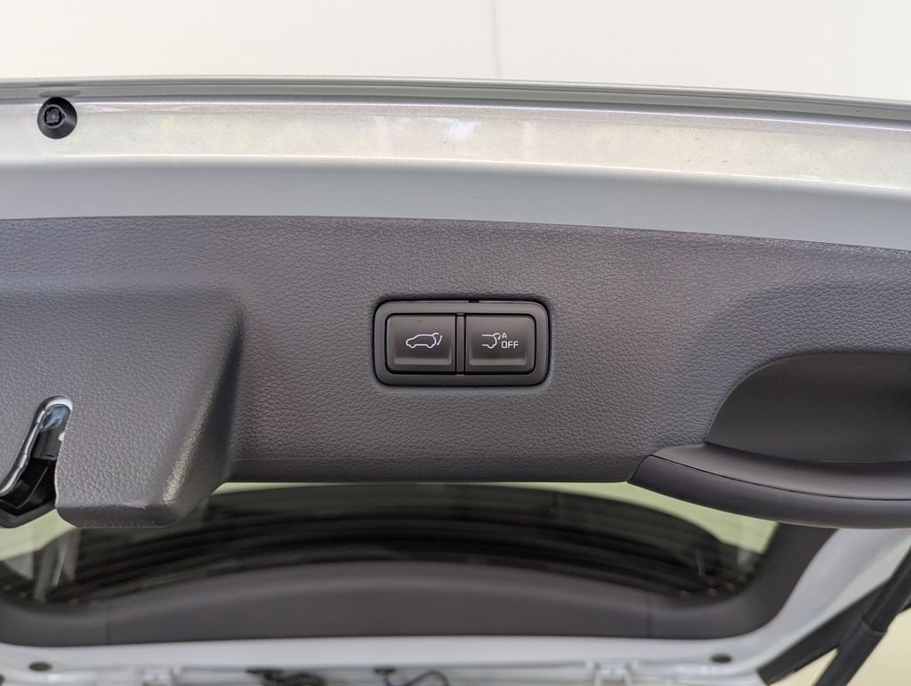 2026 Kia Carnival EX - Photo 31