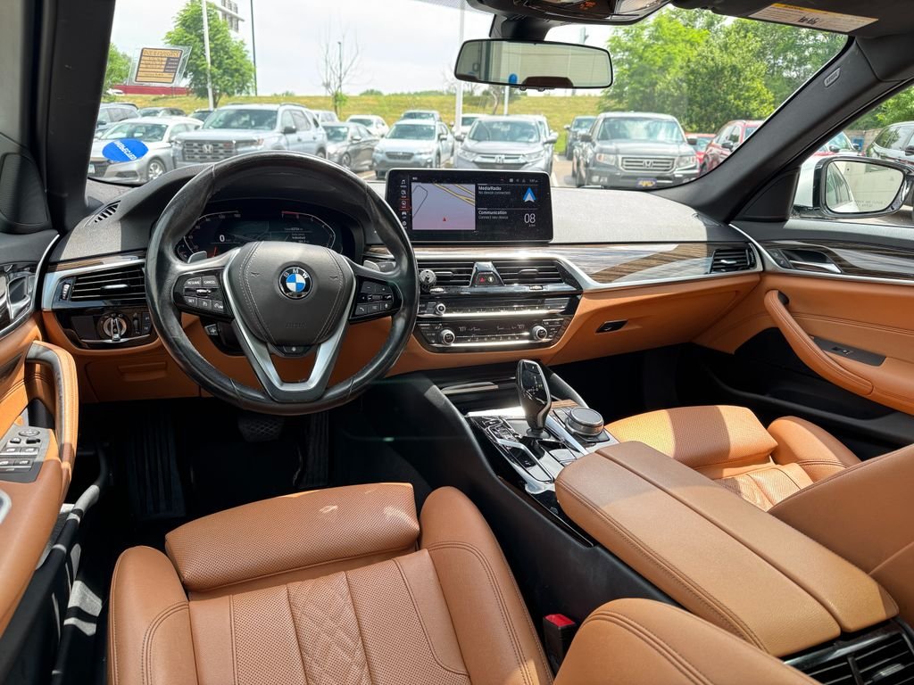 2021 BMW 5 Series 530i - Photo 15