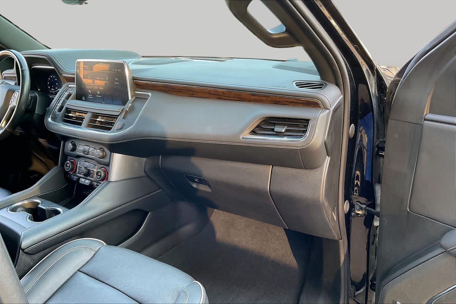 Used 2023 Black Chevrolet Premier image 18