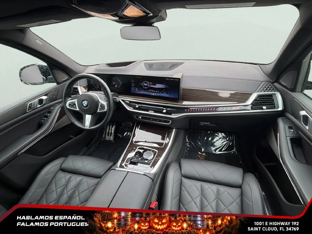 Used 2024  BMW xDrive40i image 35