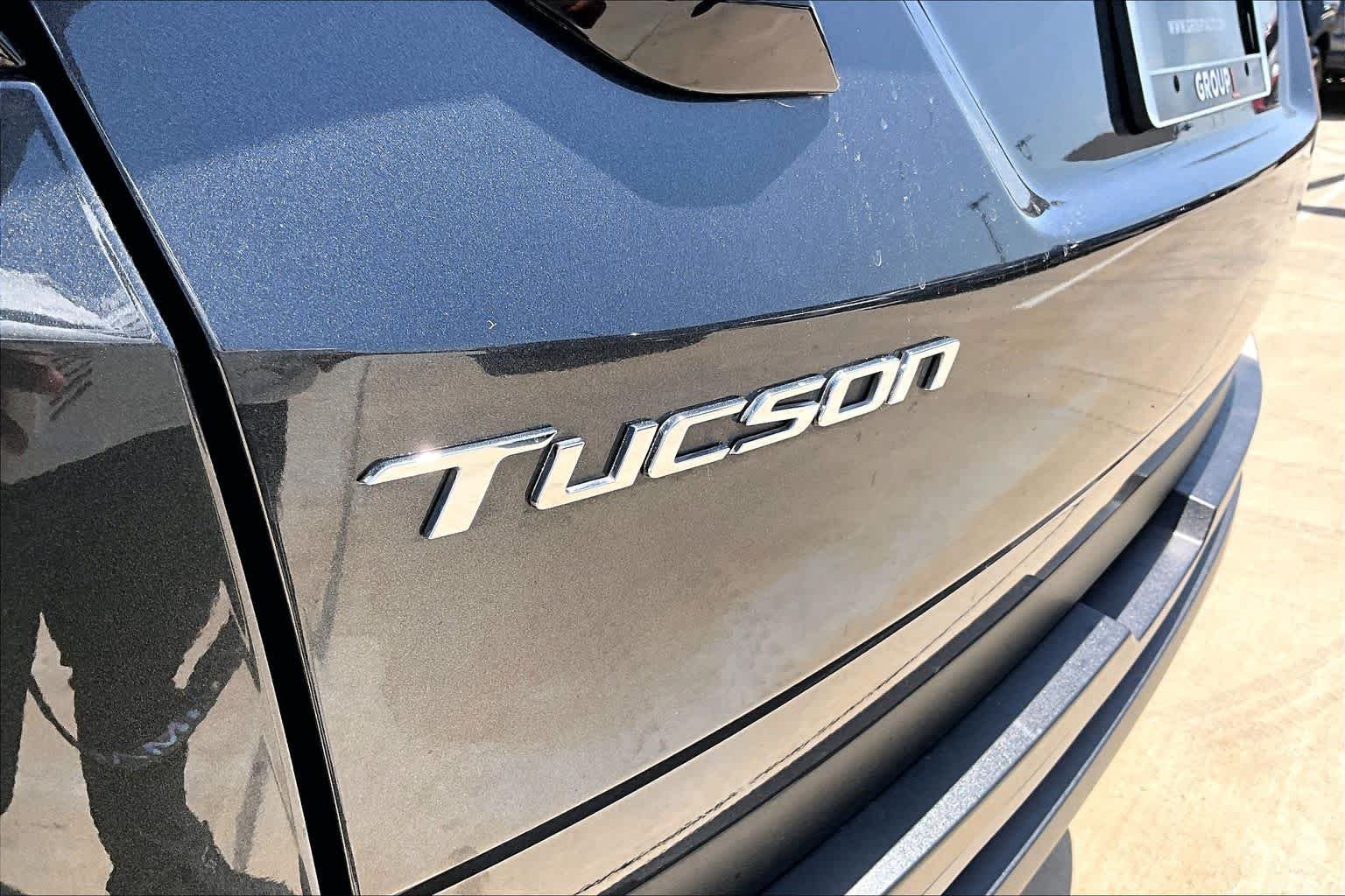 Used 2024 Dark Gray Metallic Hyundai SEL image 31