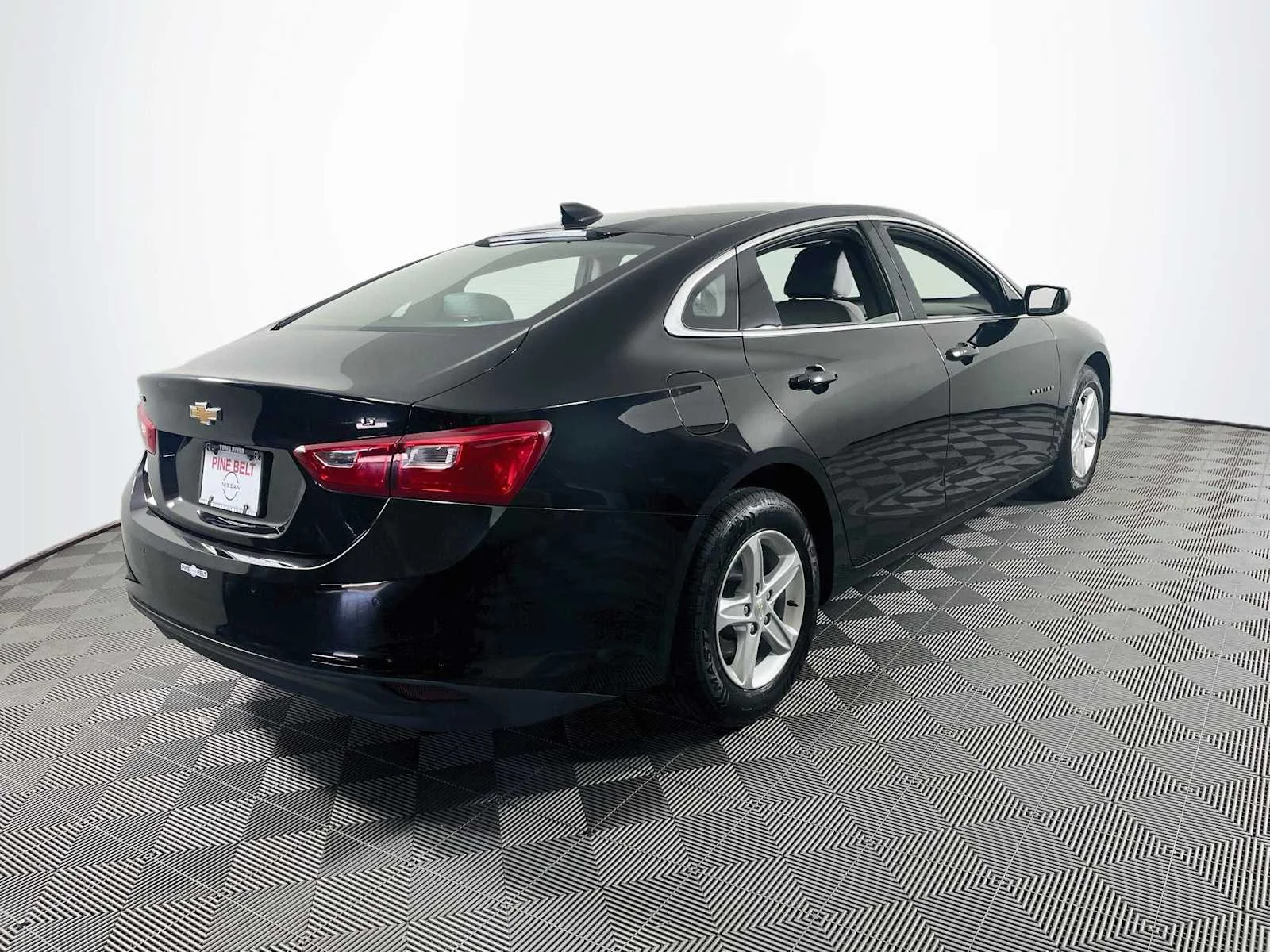 Used 2024 Mosaic Black Metallic Chevrolet LT image 5