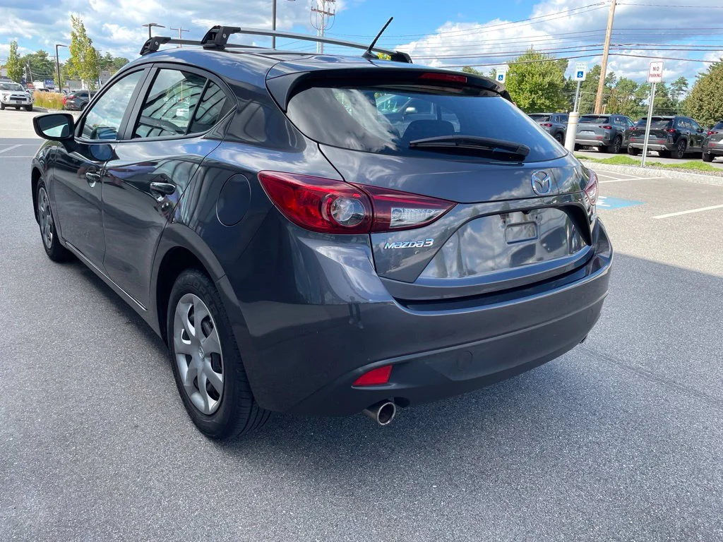 Used 2016 Gray Mazda i Sport image 6
