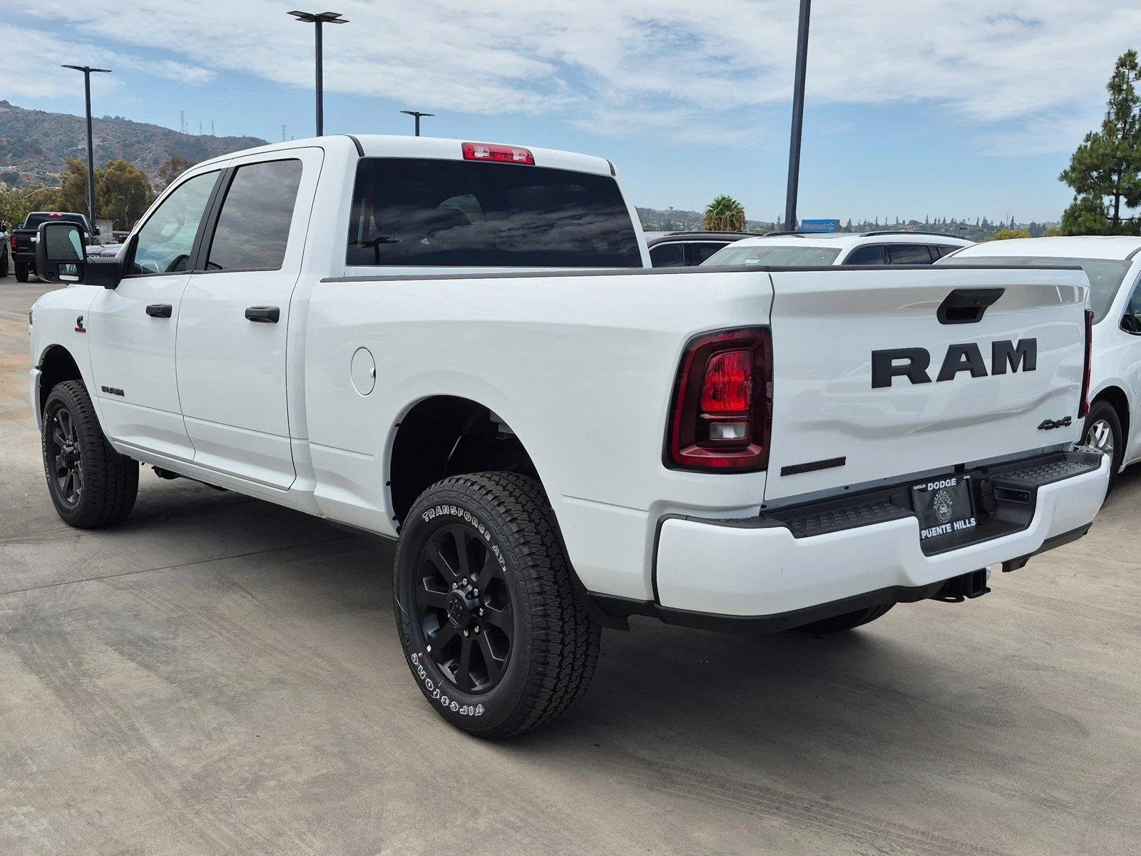 New 2026 Bright White Clear-Coat Exterior Paint RAM Big Horn image 4