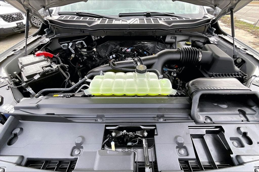 New 2026 Ford F-150 XLT 4D SuperCrew