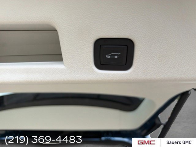 2024 GMC Acadia Denali - Photo 29