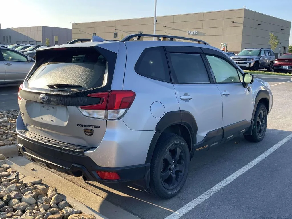 Used 2023 Ice Silver Metallic Subaru Wilderness image 4