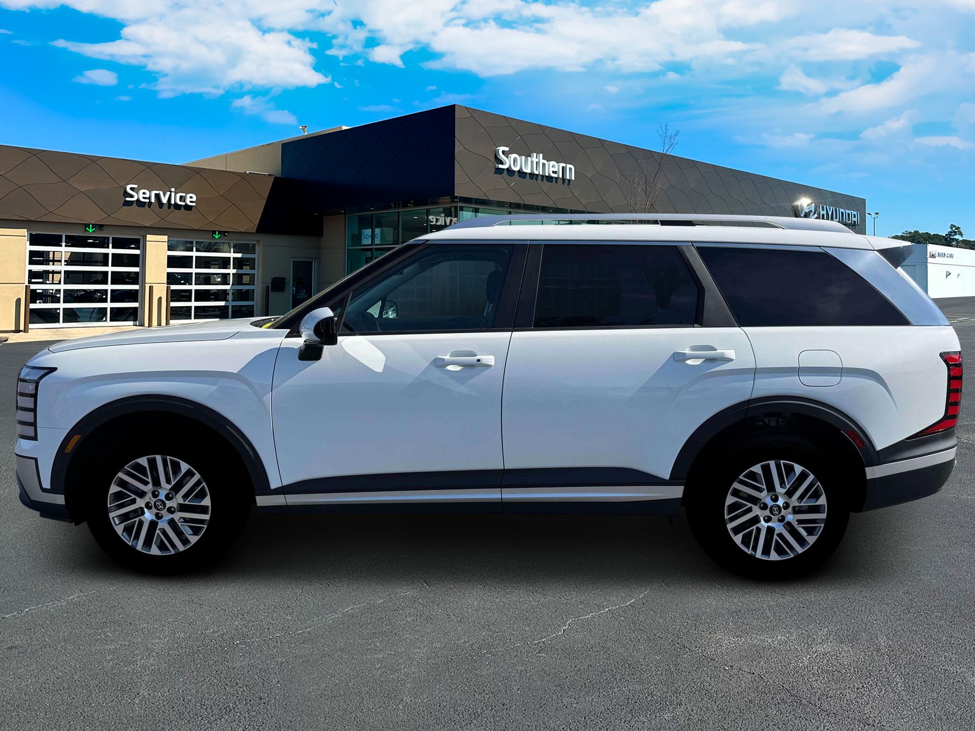 New 2026 White Hyundai SEL AWD image 3