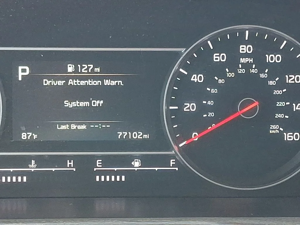 Certified Used 2023 Wolf Gray Kia X-Line EX image 21