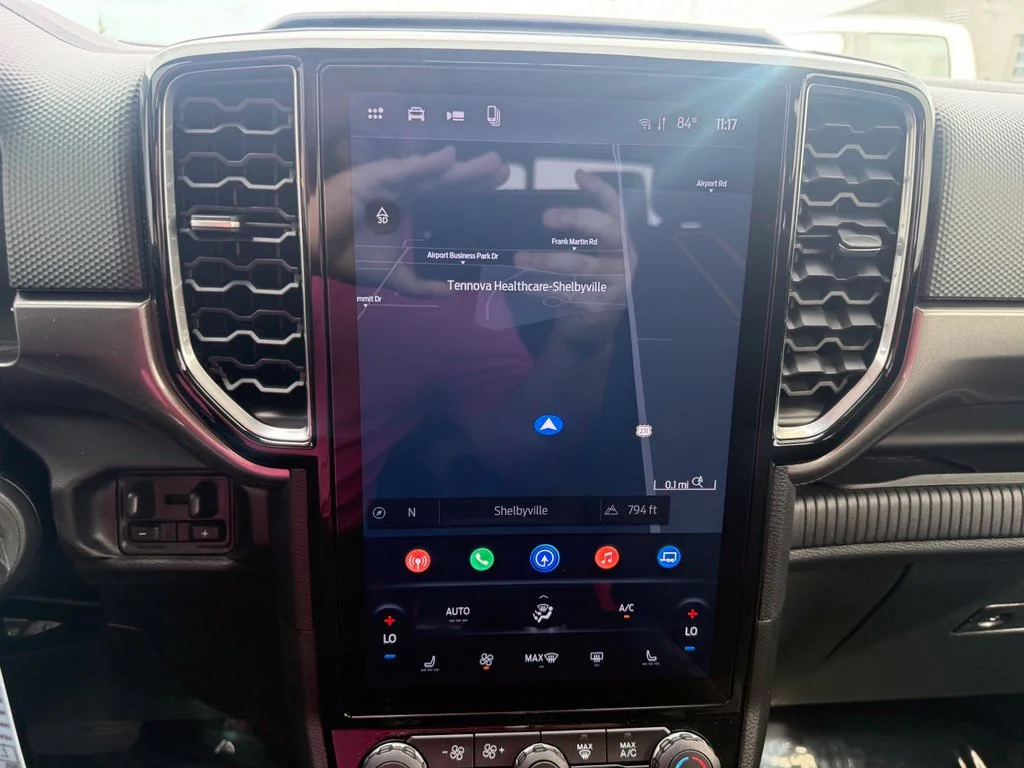 Used 2025 Black Ford XLT image 18