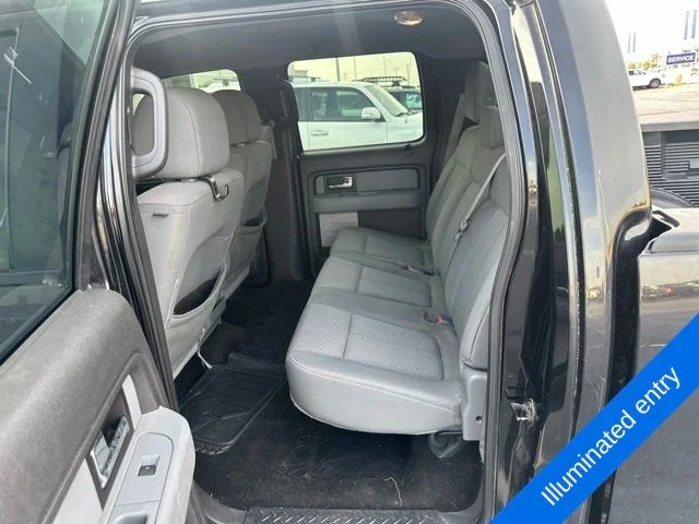 Used 2013 Tuxedo Black Metallic Ford XLT image 13