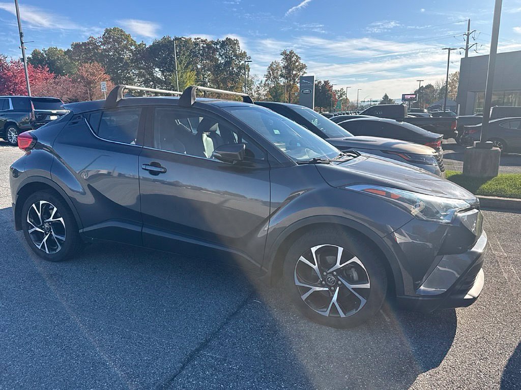 Used 2019 Magnetic Gray Metallic Toyota Limited image 8
