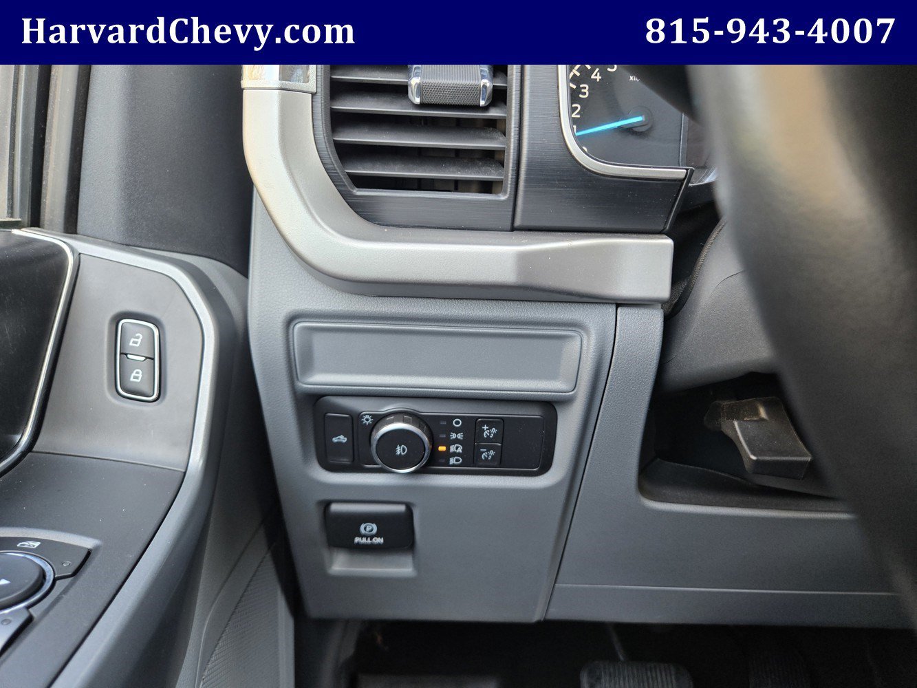 Used 2022 White Ford XL image 21