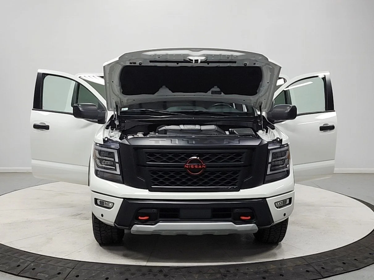 Used 2023 White Nissan PRO-4X image 10