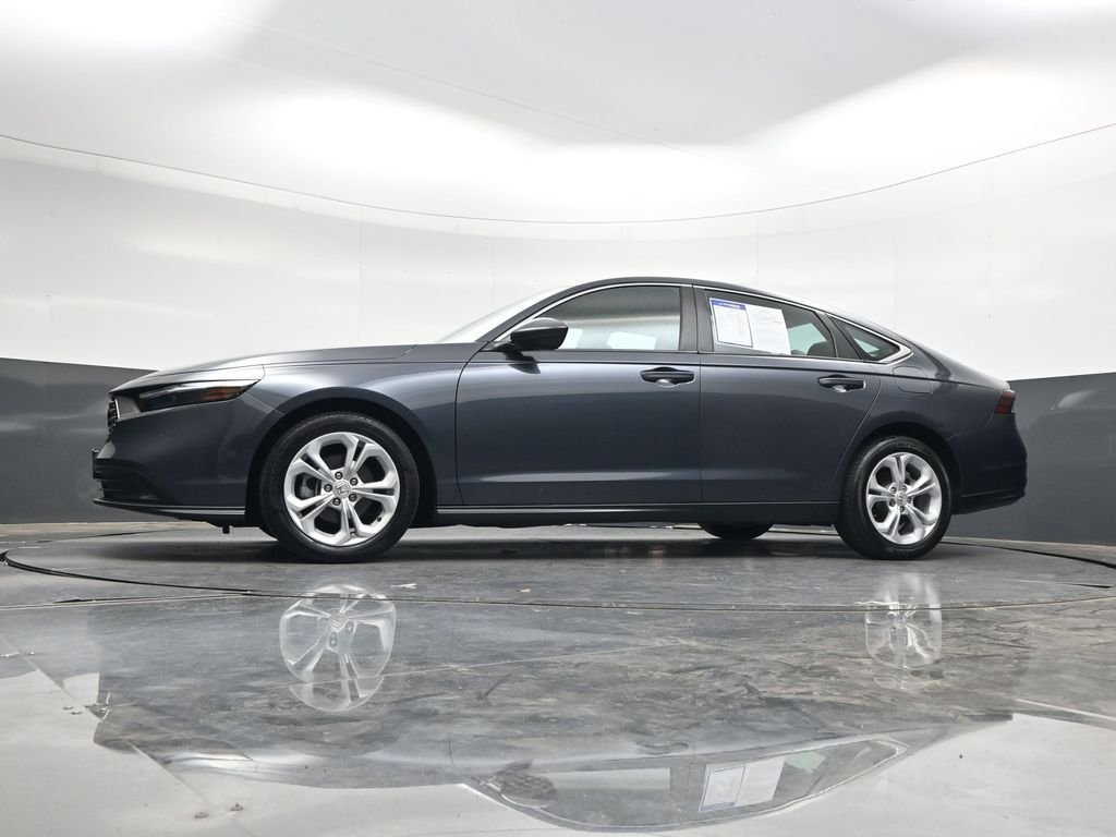 Used 2024  Honda LX image 37