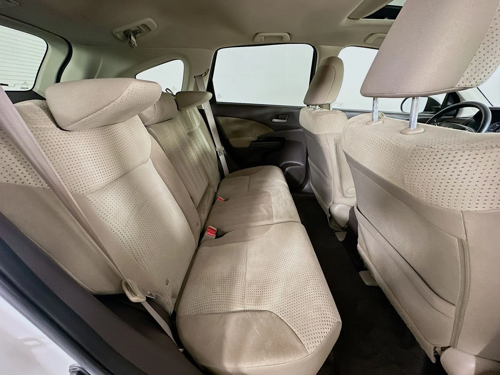 Used 2012 White Honda  image 38