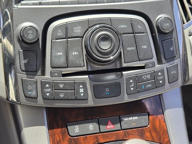 Used 2011 Silver Buick CXL image 28