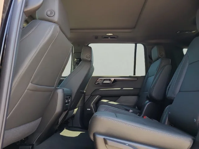 2026 Chevrolet Suburban LT - Photo 16