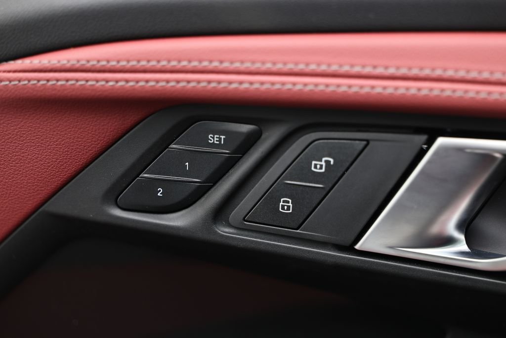 New 2026 Brooklyn Grey Metallic BMW 230i xDrive image 18