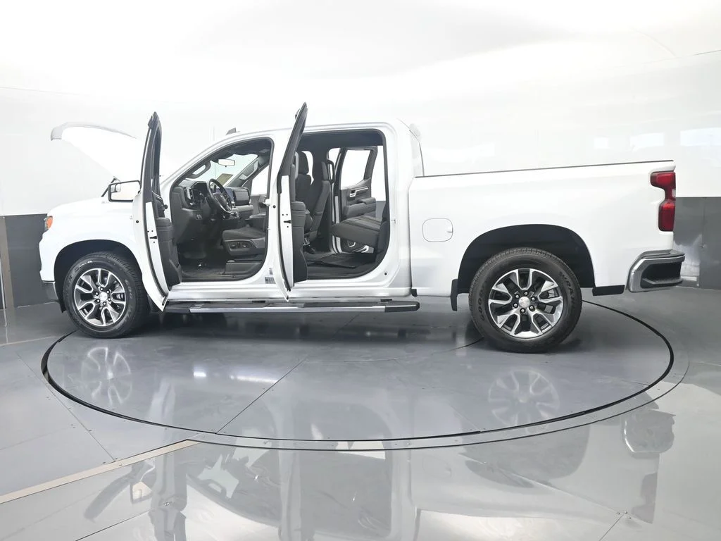 Used 2022 Summit White Chevrolet LT image 73