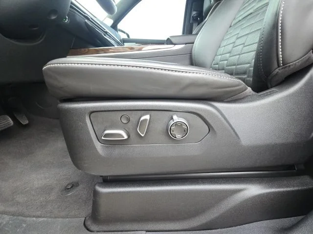 Used 2025 Black Cadillac Sport Platinum image 23