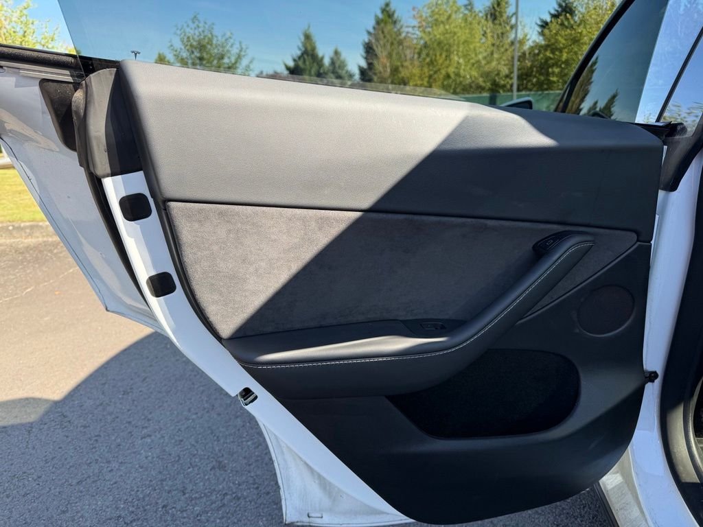 Used 2023 Pearl White Multi-Coat Tesla Performance image 18