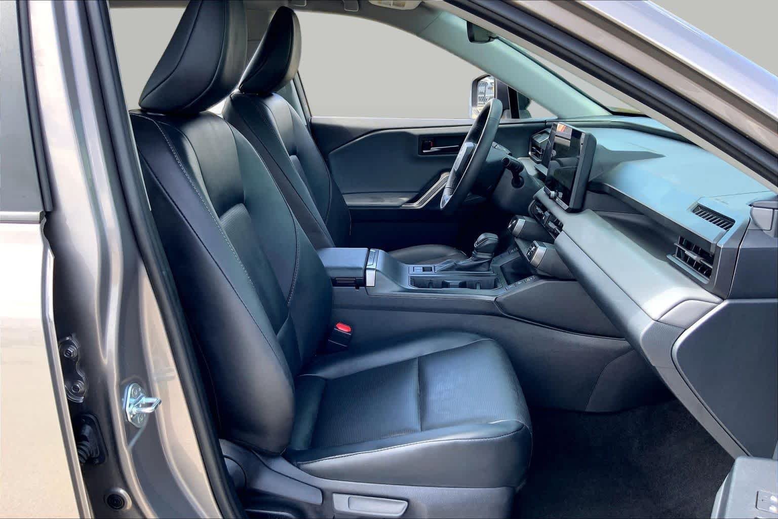 Certified Used 2026 Meteor Shower Toyota XLE Premium image 9