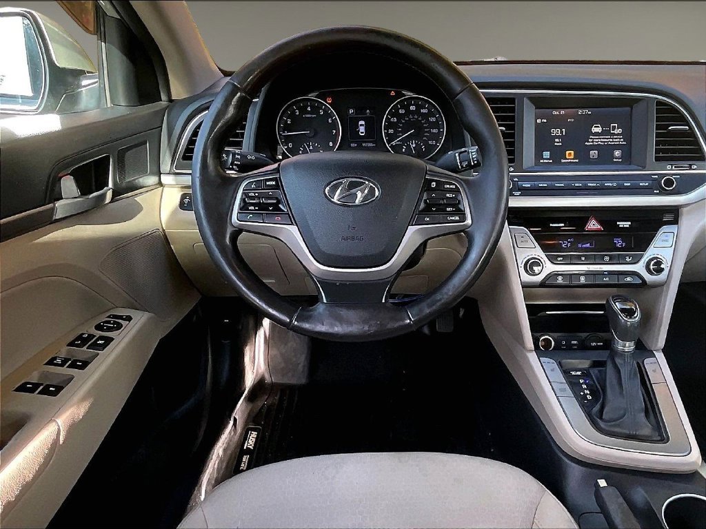 Used 2017 Beige Hyundai SE image 17