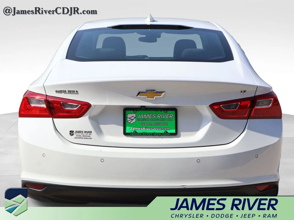 Used 2024 White Chevrolet LT image 4