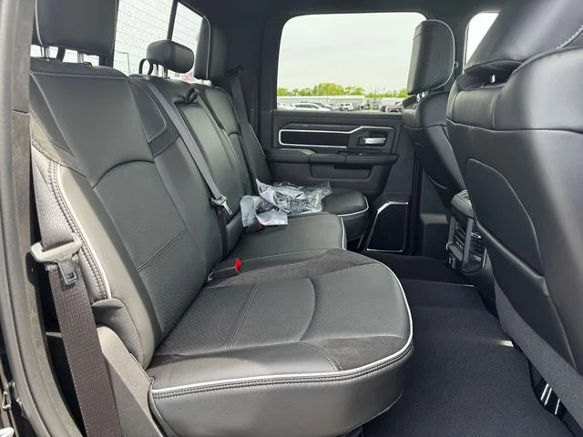 New 2026 Diamond Black Crystal Pearl-Coat Exterior Paint RAM LARAMIE image 16