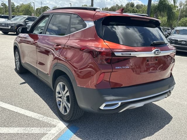 Used 2021 Orange Kia S image 8