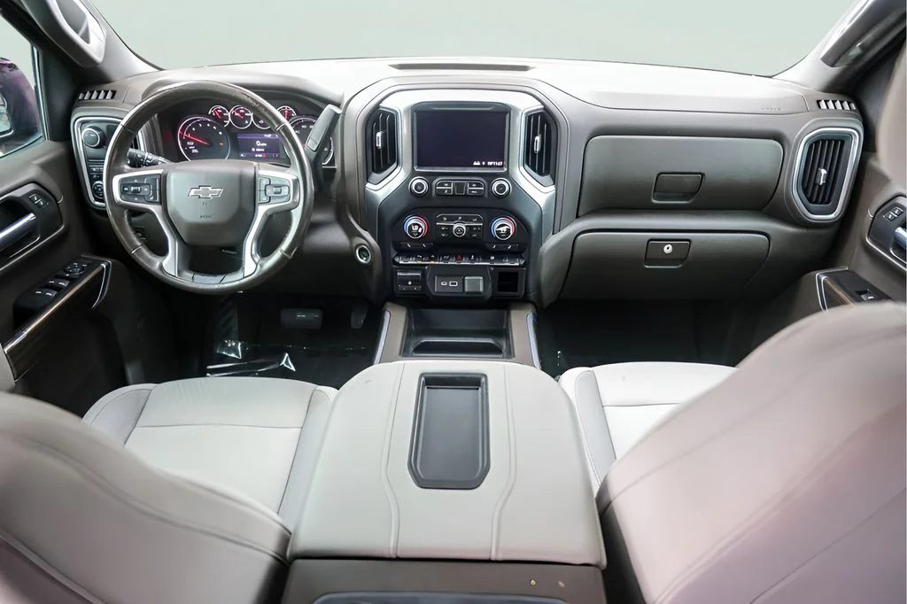 Used 2020 Blue Chevrolet RST image 27