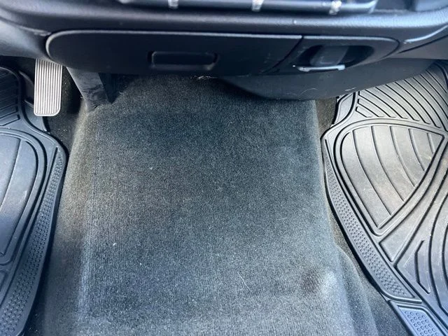 Used 2014 Blue Chevrolet LTZ image 34