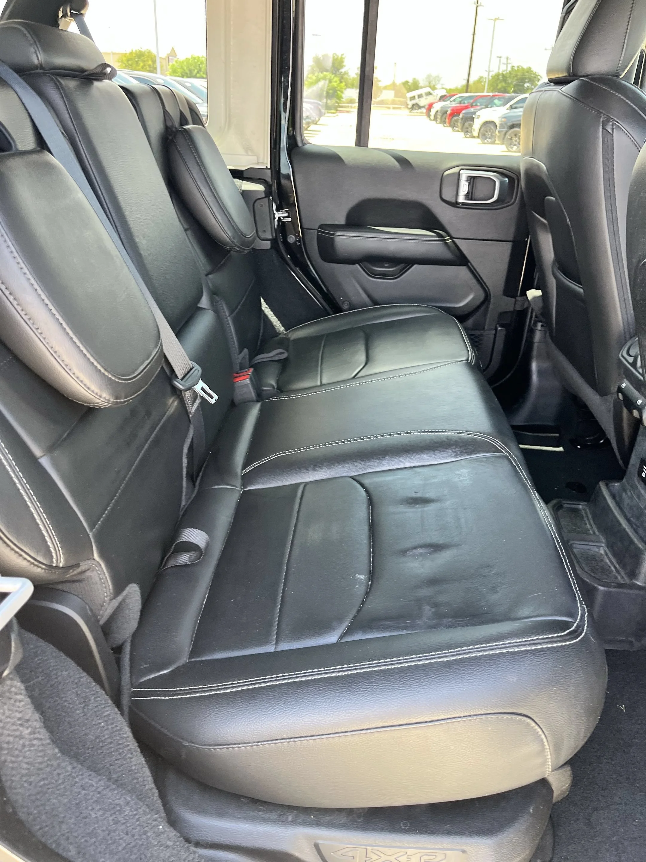 Used 2022 Black Jeep Unlimited Sahara 4xe image 22