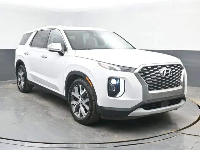 Used 2021 White Hyundai SEL image 1
