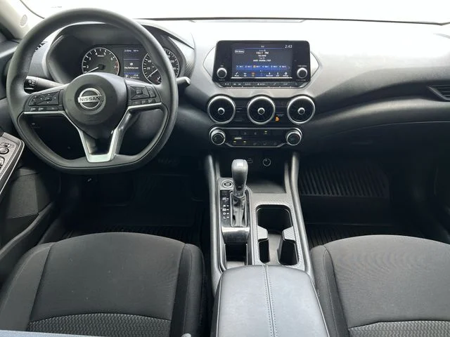 Used 2023 Silver Nissan S image 17