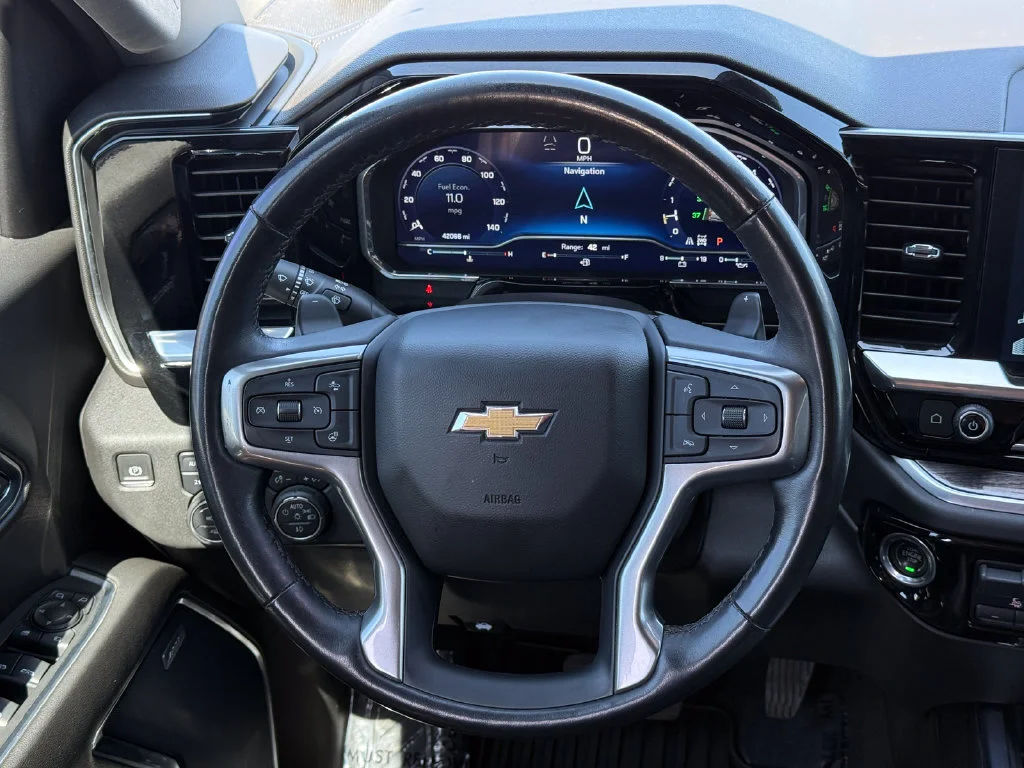 Used 2022 Gray Chevrolet LTZ image 25