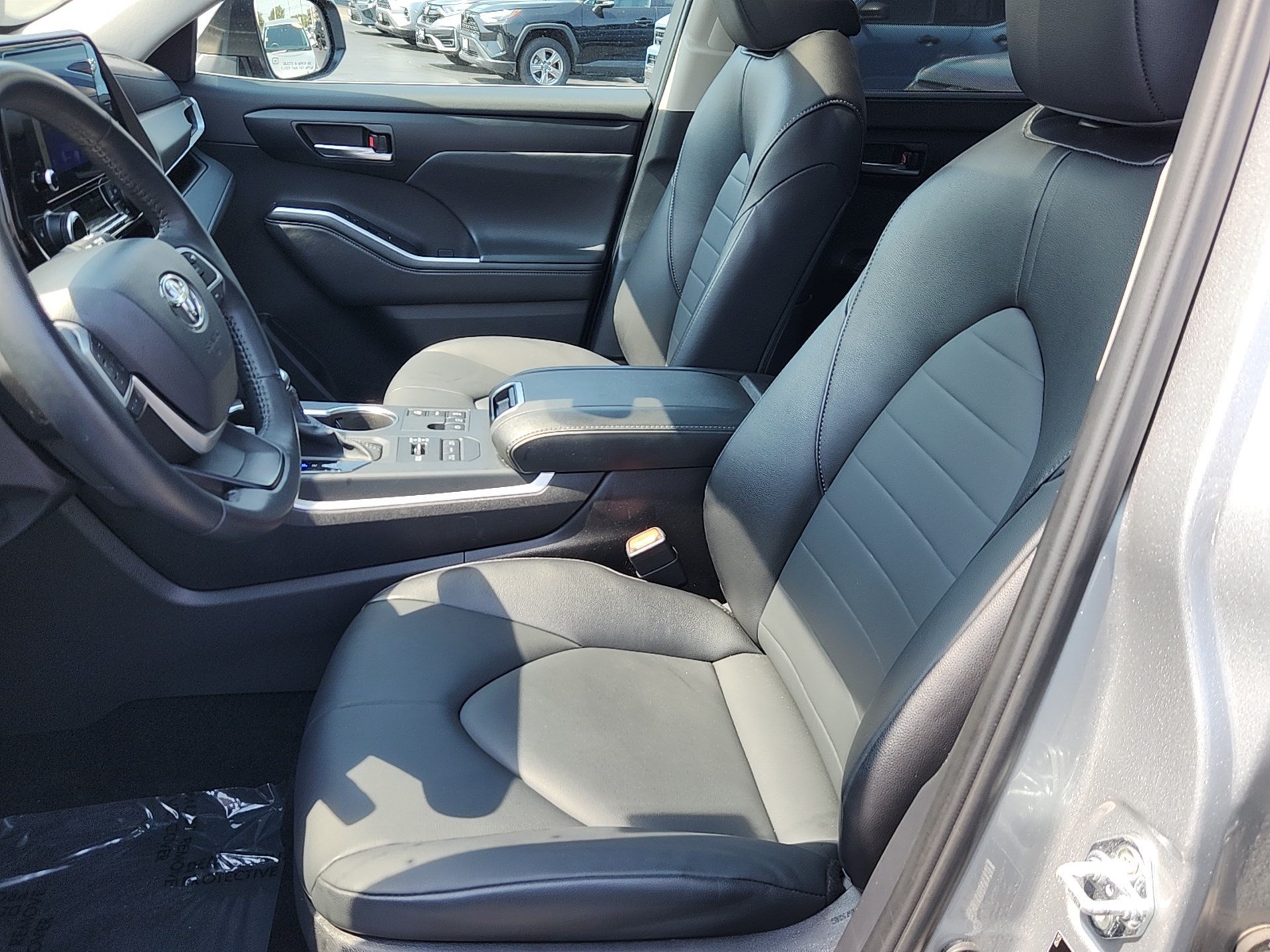Certified Used 2025 Celestial Silver Metallic Toyota XLE image 21