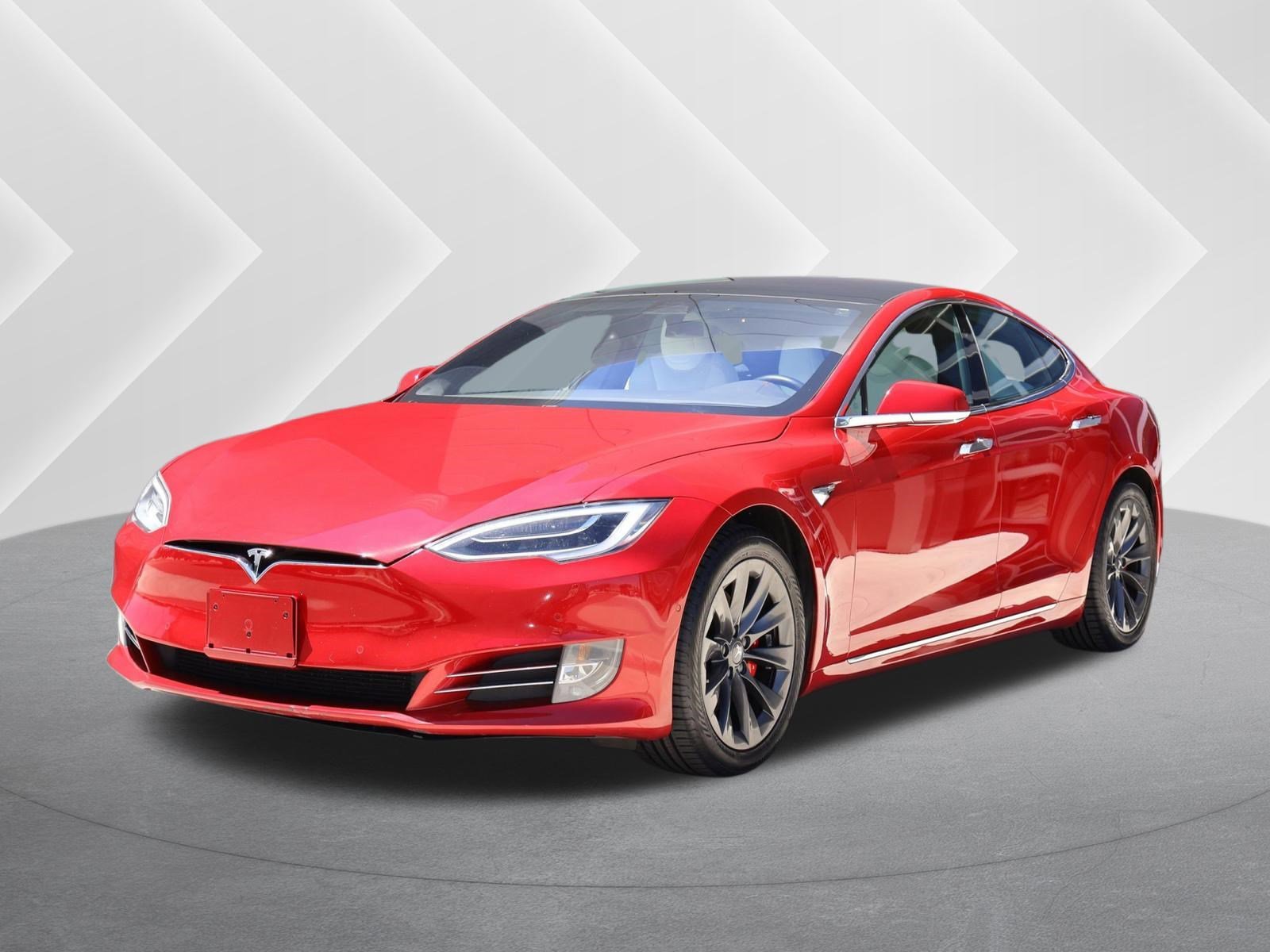 2020 Tesla Model S Performance's photo