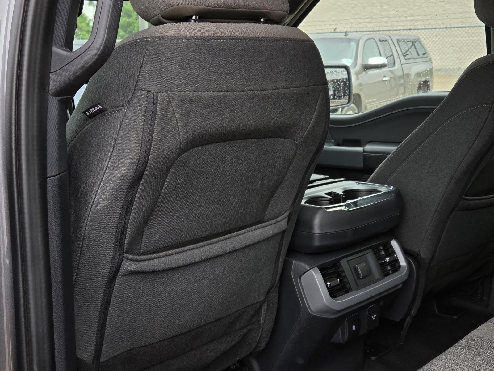 Used 2024 Oxford White Ford XLT image 35