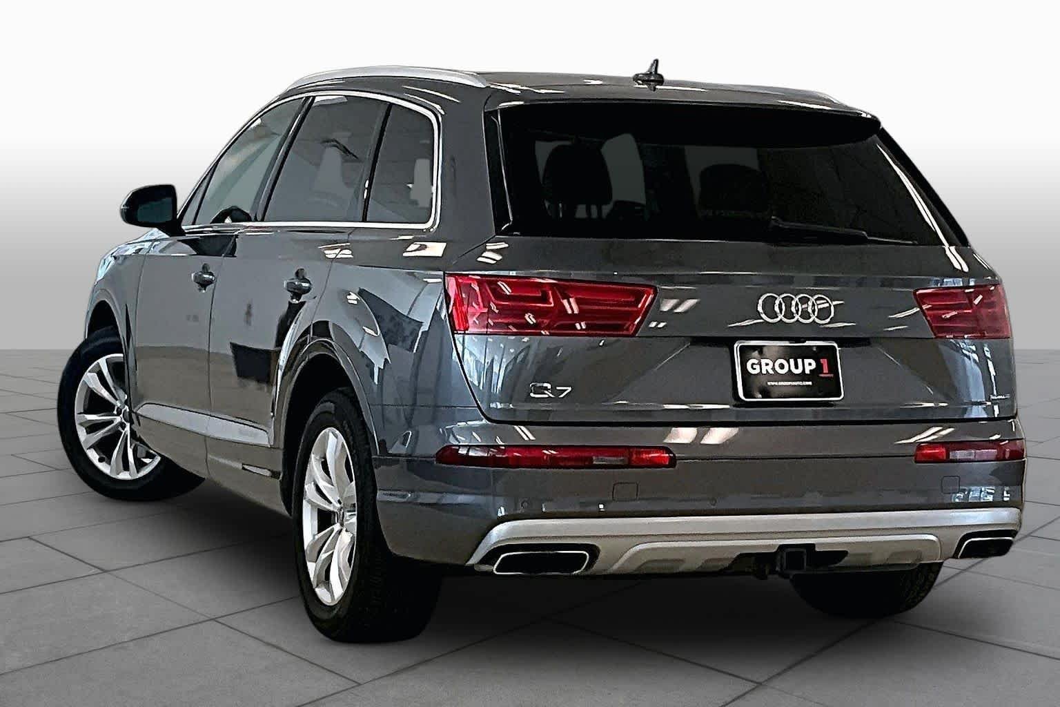 Used 2019 Samurai Gray Metallic Audi Premium image 11