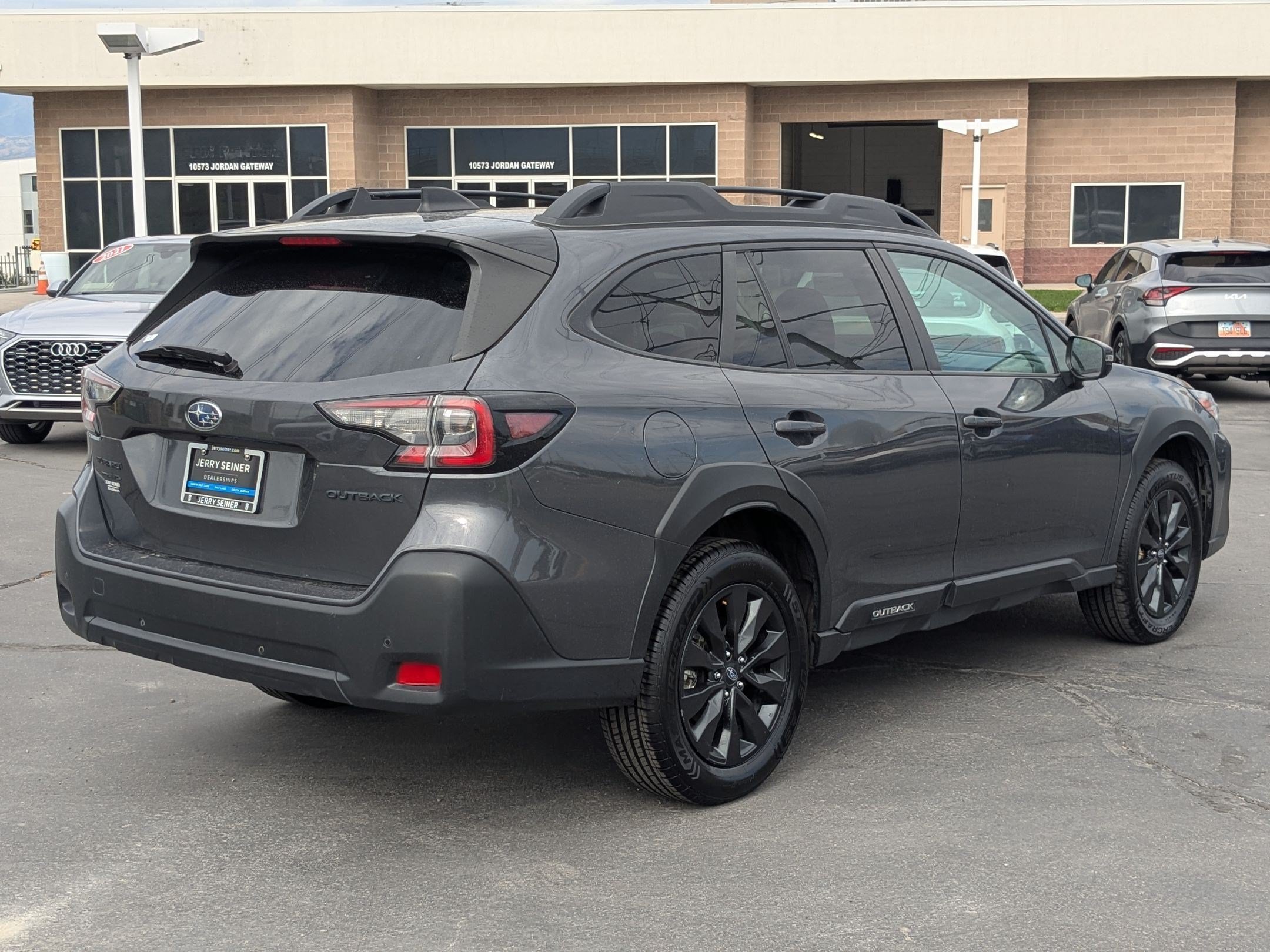 Used 2024 Magnetite Gray Metallic Subaru Onyx Edition image 6