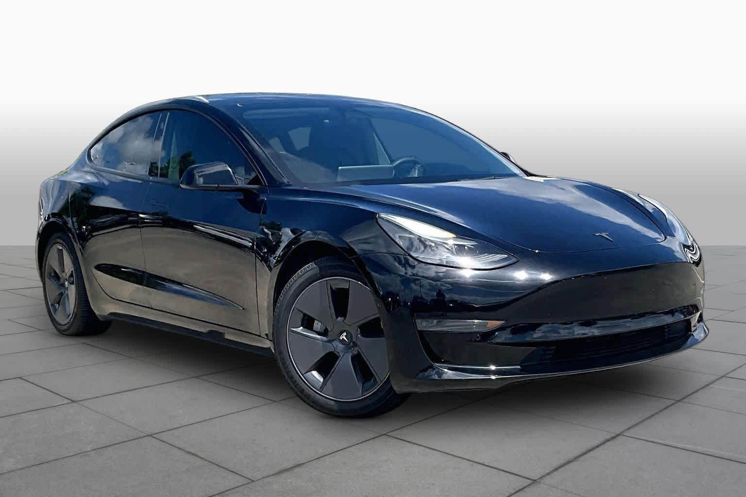 Used 2022 Tesla Model 3 Base with VIN 5YJ3E1EA6NF323645 for sale in Houston, TX