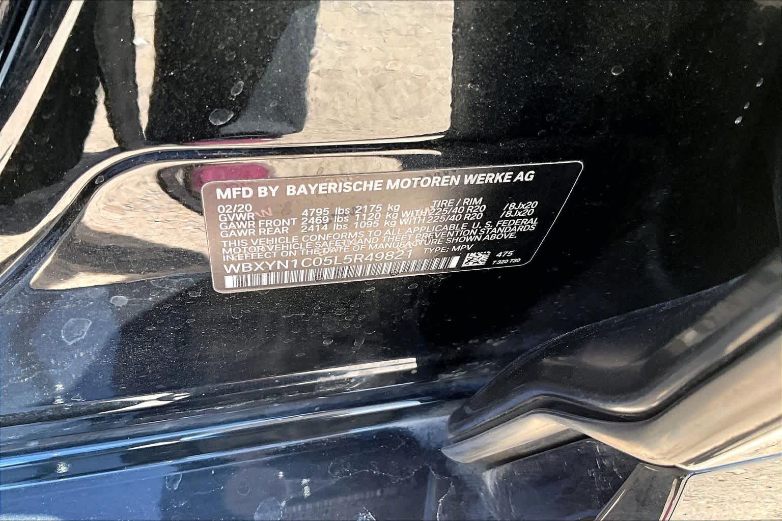 Used 2020 Black Sapphire Metallic BMW M35i image 32