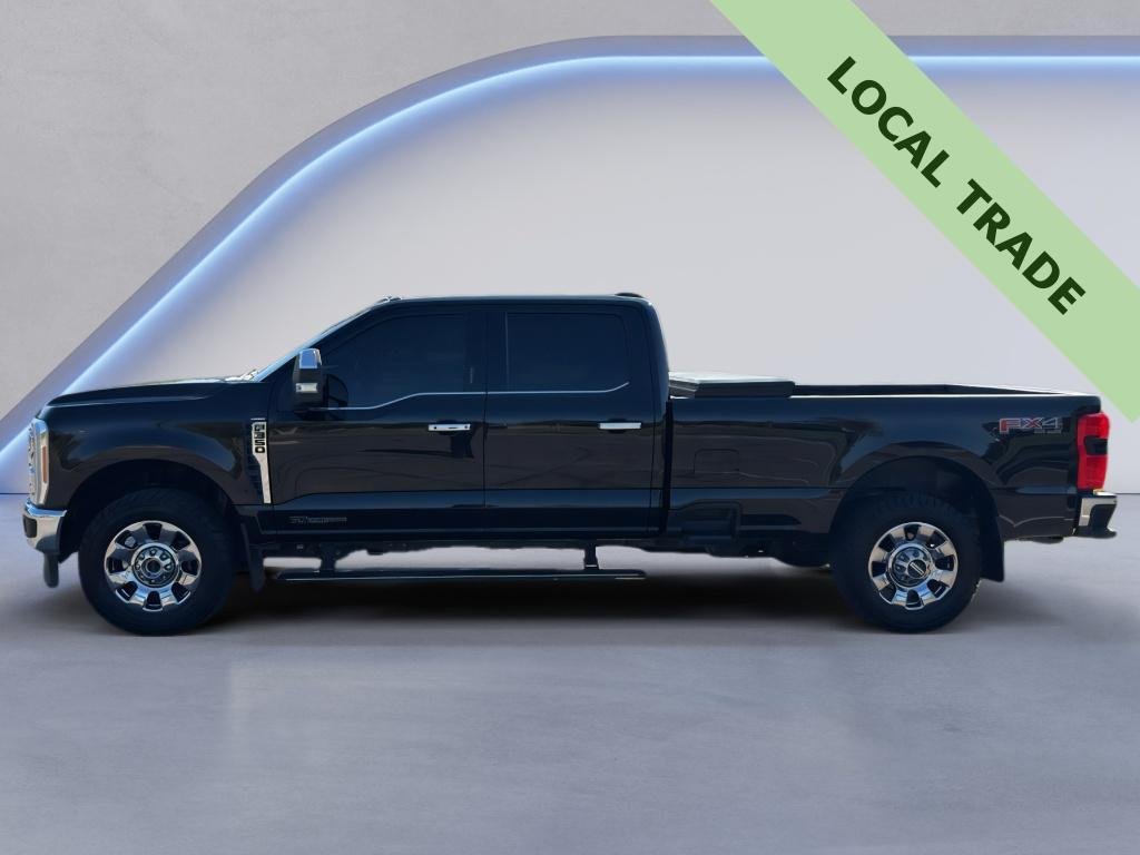 Used 2023 Agate Black Metallic Ford LARIAT image 2