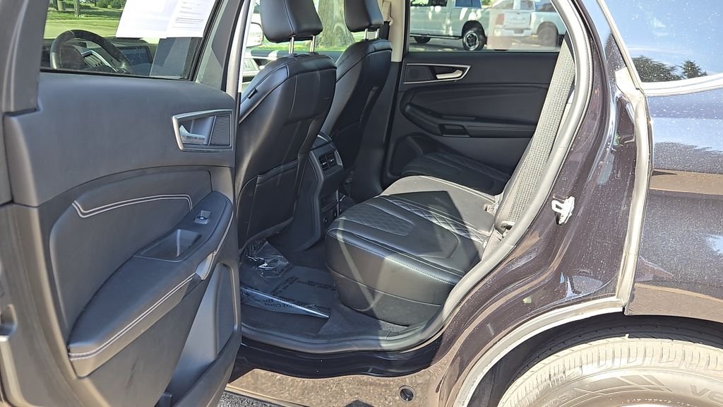 Used 2024 Black Ford Titanium image 19
